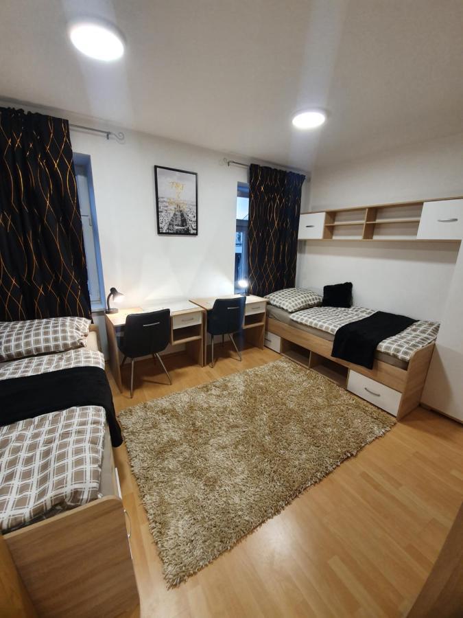 Railway Station City Modern Apartment Марибор Экстерьер фото